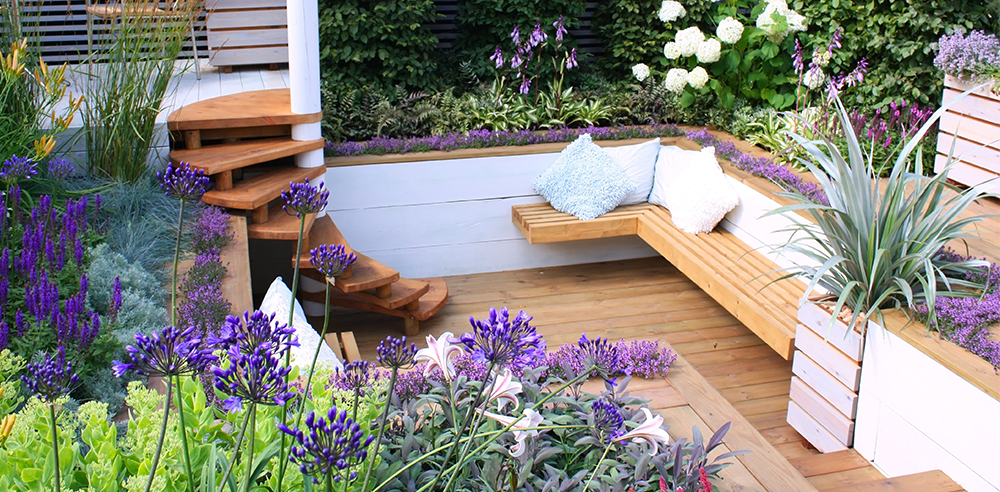 pretty spring patio Royal City Nursery