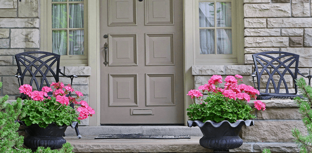 -front door geranium planters royal city nursery
